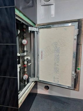 Люк под плитку Секрет 3.0 500*400 Люк под плитку Секрет 3.0 500*400